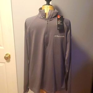 Women's under Armour heat gear pull over size L